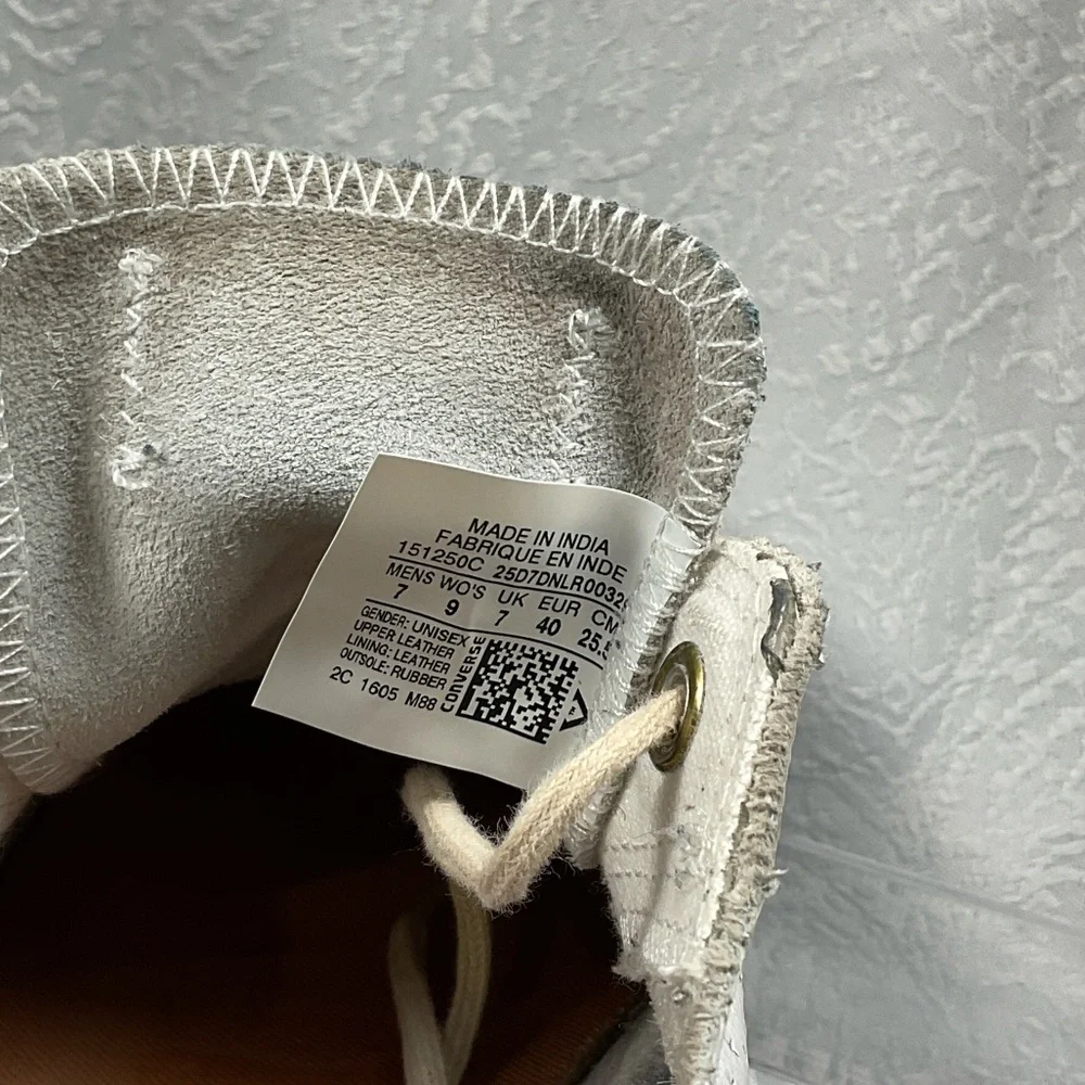 Converse White Leather Women's / Men’s Perforated White Sneakers - Picture 4 of 7